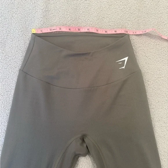 LIKE NEW Gymshark Training Leggings - Core Olive - Picture 7 of 10